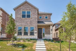 156 McCartt Dr, Lewisville, TX 75067