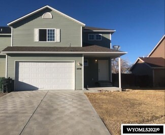 1450 Meadow Ln, Douglas, WY 82633