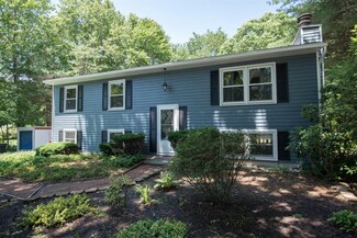 1689 Julianne Dr, Castleton On Hudson, NY 12033