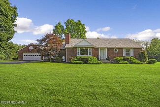 344 Farm To Market Rd, Clifton Park, NY 12065