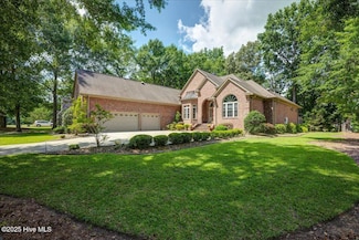 100 Knollwood Ct, New Bern, NC 28562