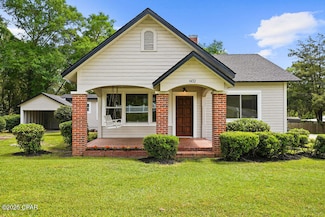602 N Waukesha St, Bonifay, FL 32425