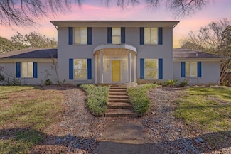 817 Sylvan Dr, Fort Worth, TX 76120