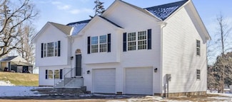 59 Chapin Ave, Rocky Hill, CT 06067