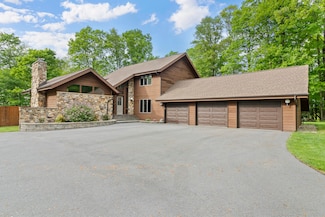 226 Hemlock Heights Rd, Du Bois, PA 15801