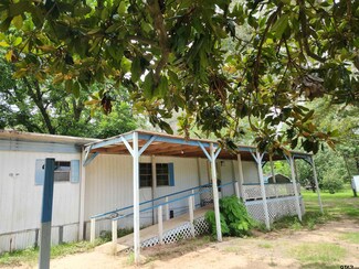 8279 Lakeside Dr, Ore City, TX 75683