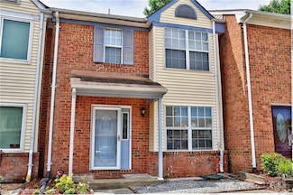 624 Nottaway Dr, Chesapeake, VA 23320