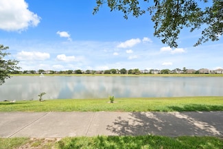2280 Longspur Ln, League City, TX 77573