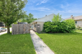 4346 Maple Ave, Brookfield, IL 60513