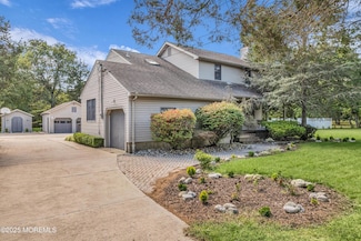 137 Dugan Ln, Toms River, NJ 08753