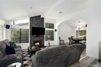 6711 Corie Ln, West Hills, CA 91307
