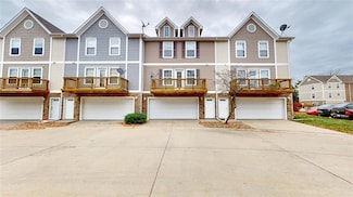 1137 Blackstone Ln, Pleasant Hill, IA 50327