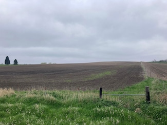 13726 NE 104th St, Maxwell, IA 50161