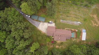 300 Cherrywood Ln, Independence, VA 24348