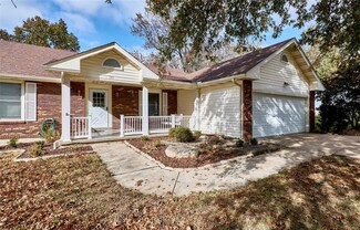 845 Huntington Dr, Troy, MO 63379