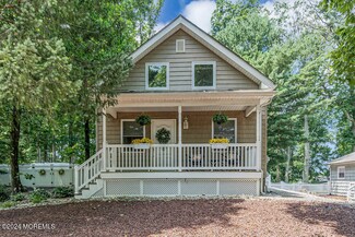 684 N Beers St, Holmdel, NJ 07733