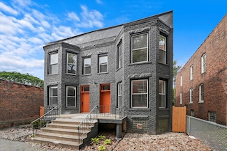 6552 S Champlain Ave, Chicago, IL 60637