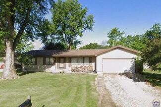 2115 Jefferson St, Grantville, KS 66429