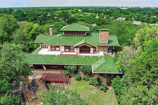 100 Mount Barbara Dr, Salina, KS 67401