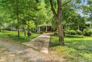 12303 Armstrong Rd, North Little Rock, AR 72120