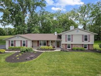 3709 Capilano Dr, West Lafayette, IN 47906