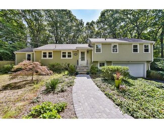 262 Brush Hill Rd, Milton, MA 02186