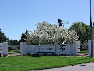 103 Diamond Hill Dr, Garden City, KS 67846