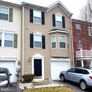 276 Scarboro Dr, Bunker Hill, WV 25413