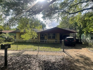 1138 NE 25th St, Gainesville, FL 32641
