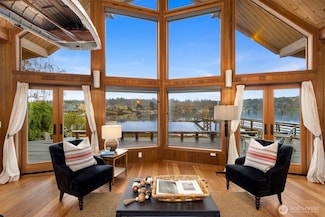 20539 Chief Sealth Dr NE, Indianola, WA 98342