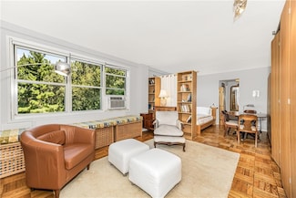 3935 Blackstone Ave Unit 4K, Bronx, NY 10471