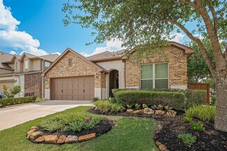 6431 Wolf Run Dr, Katy, TX 77493
