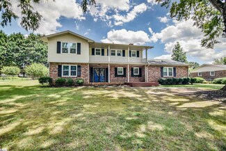 213 Devon Dr, Mauldin, SC 29662