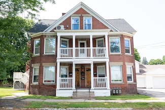 60 White St, Westfield, MA 01085