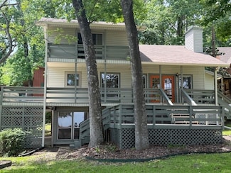 11 Ridgeway St, Coldspring, TX 77331