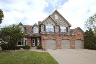2203 Caledonia Ct, Naperville, IL 60564