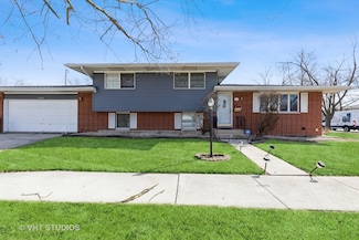 19121 Park Ave, Lansing, IL 60438