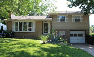 5304 Gardner Dr, Erie, PA 16509