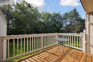 16325 15th Ave N, Plymouth, MN 55447