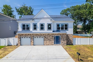 720 8th St, Union Beach, NJ 07735