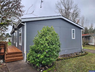 34505 Riverside Dr SW, Albany, OR 97321