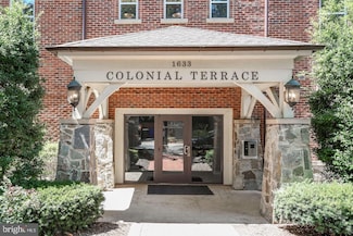 1633 N Colonial Terrace Unit 411, Arlington, VA 22209
