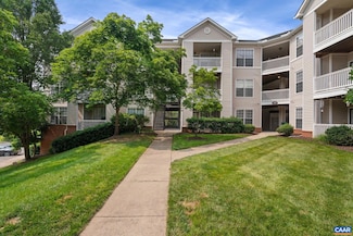 320 Riverbend Dr Unit 2B, Charlottesville, VA 22911