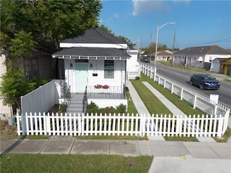 1436 Congress St, New Orleans, LA 70117