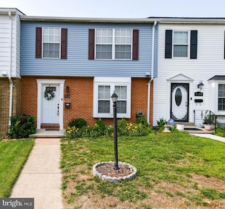 1608 Forest Park Dr, District Heights, MD 20747