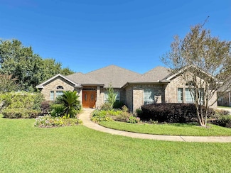 8070 Village Dr, Beaumont, TX 77713