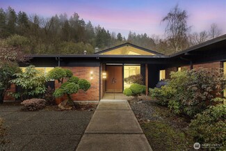 16 Riverview Dr NE, Auburn, WA 98002