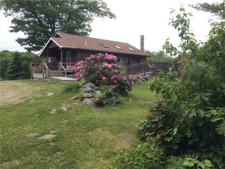 250 Egypt Rd, Damariscotta, ME 04543