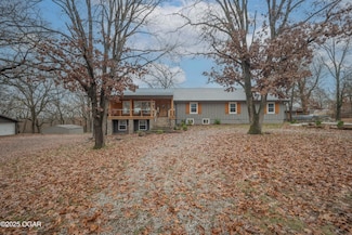 7341 Bethel Rd, Seneca, MO 64865