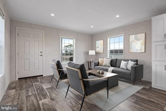 300 Pfautz Hill Rd, Stevens, PA 17578